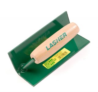 Lasher Trowel – Corner Cove Inside (Wooden Handle, 150mm) | FG10184